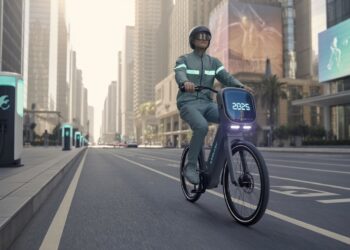 Sleek electric bike navigating through 2025 smart city traffic — are electric bikes the future of urban commuting?